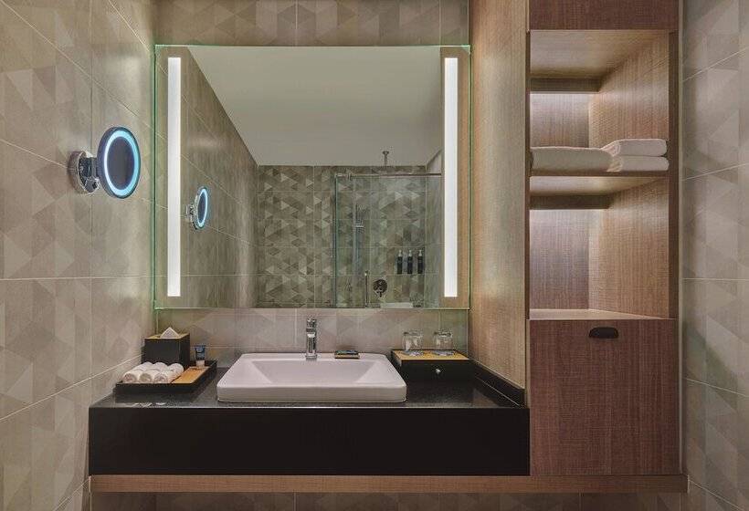 Семейный Номер, Four Points By Sheraton Desaru