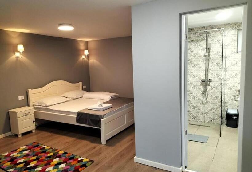اتاق استاندارد, Casa Justin
