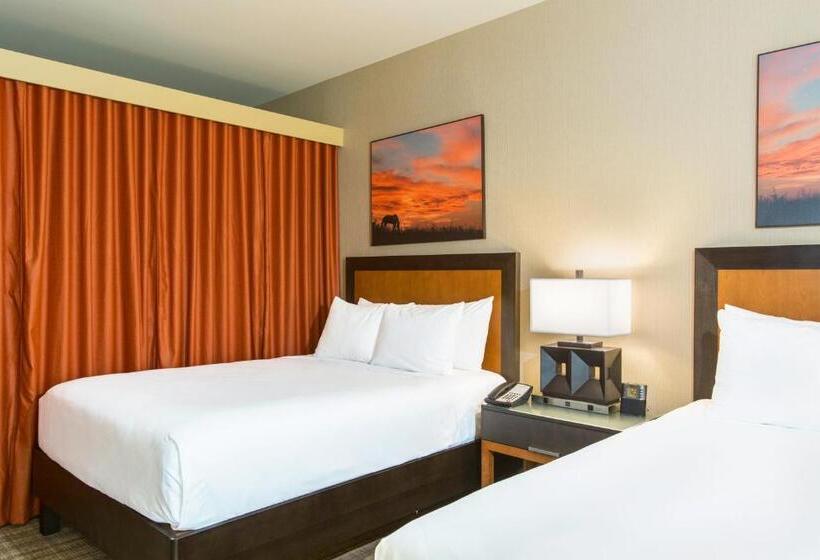 سوییت, Cambria Hotel Plano   Frisco