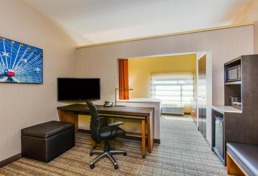 سوئیت اجرایی با تخت کینگ, Cambria Hotel Plano   Frisco