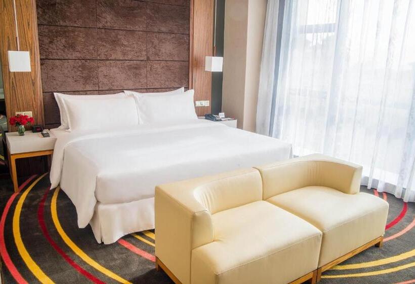 اتاق کلاس بیزنس, Ramada Plaza Huizhou East