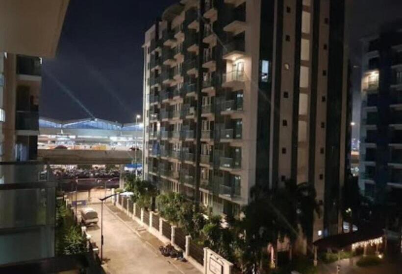 스탠다드 스튜디오, Favila Condotel Unit 150 Newport Boulevard Near Airport Terminal 3 And All Other Airport