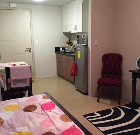 스탠다드 스튜디오, Favila Condotel Unit 150 Newport Boulevard Near Airport Terminal 3 And All Other Airport
