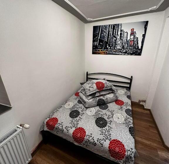 اتاق استاندارد چهار تخته, Casa Bucovineană
