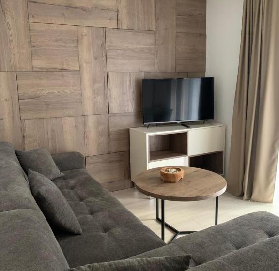 침실 3개 아파트, Apartmány Valča