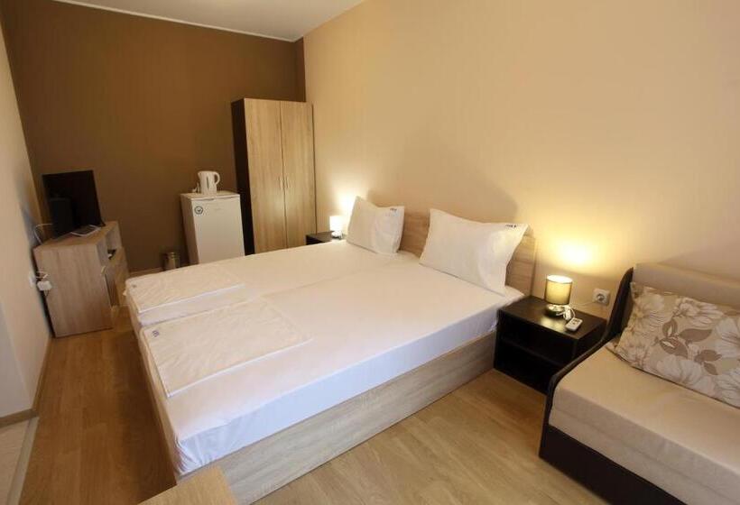 标准工作室, Messembria Resort