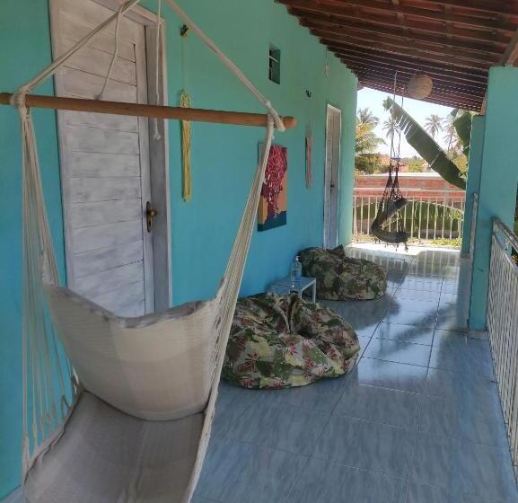 اتاق استاندارد سه تخته با بالکن, Vila Da Sereia Hostel E Pousada