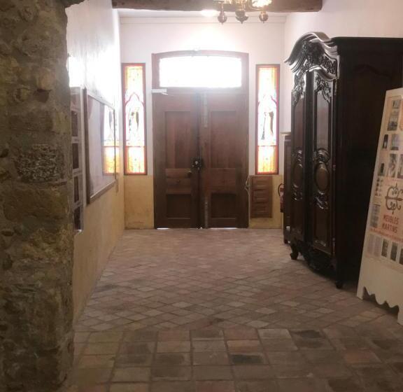 اتاق خانوادگی, Couvent Des Carmes