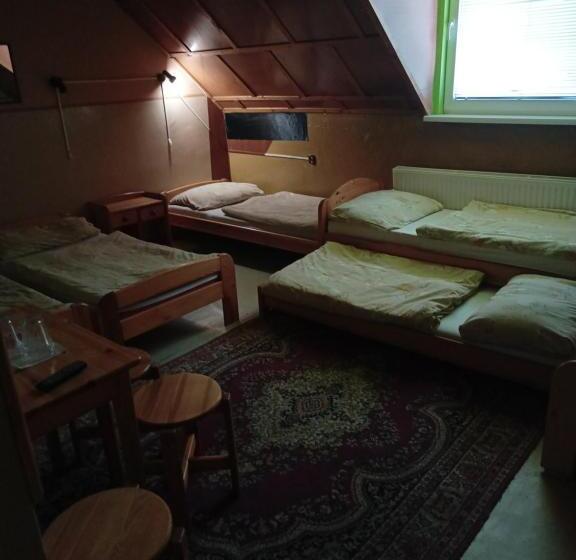 اتاق خانوادگی, Turistika Ubytovňa Sivá Brada