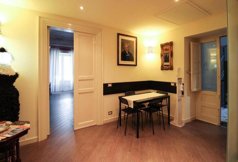 Номер Deluxe с Балконом, The Palace B&b And Apartments