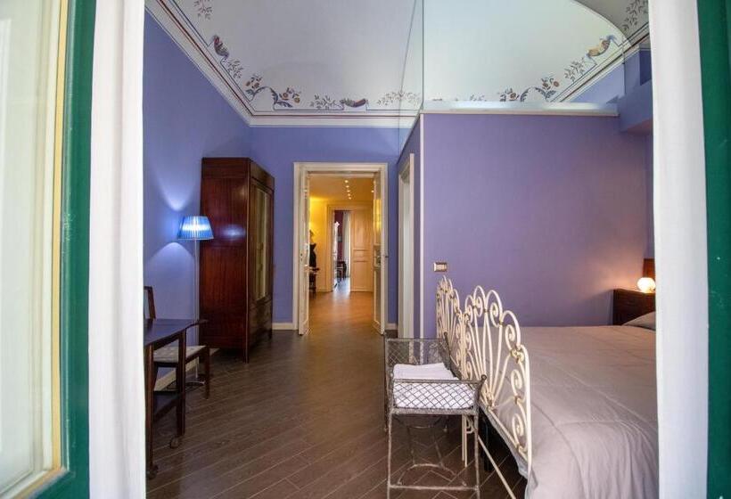 Номер Deluxe с Балконом, The Palace B&b And Apartments