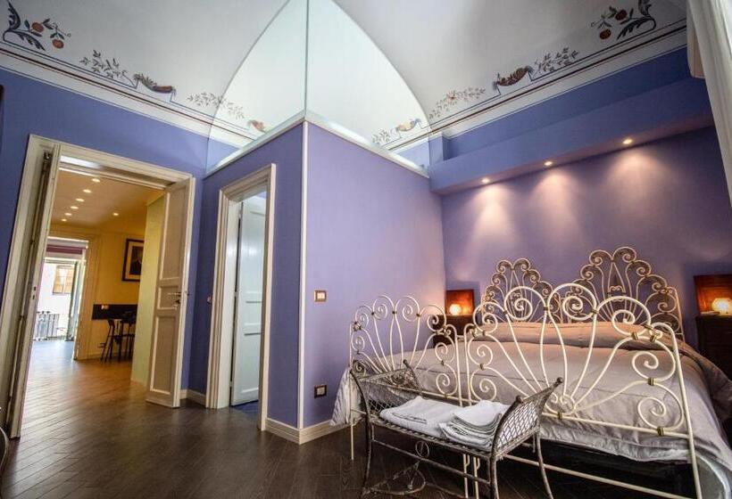Апартаменты 2 Спальни Вид на Море, The Palace B&b And Apartments