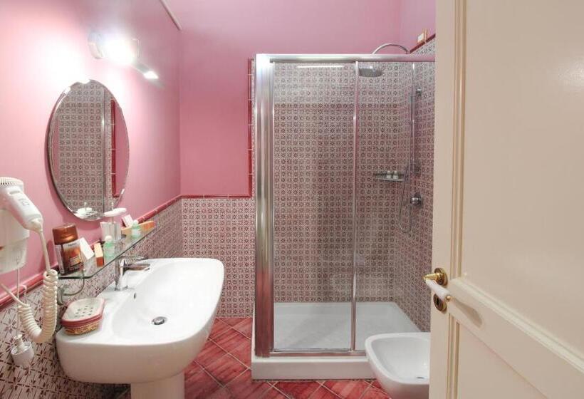 Номер Deluxe Вид на Море с Балконом, The Palace B&b And Apartments