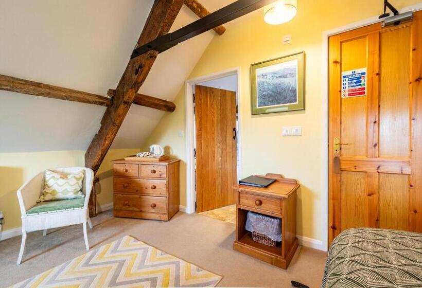 Номер Стандарт, Ty Newydd B&b