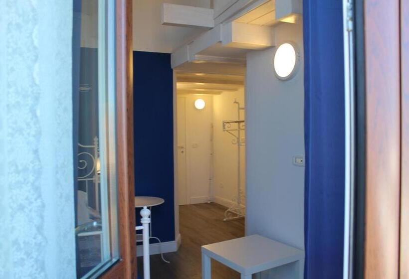 Номер Стандарт с Балконом, Angels Home L&r