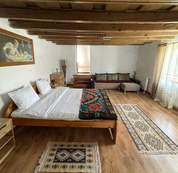 Апартаменты 2 Спальни, Casa De Vacanta Family & Friends