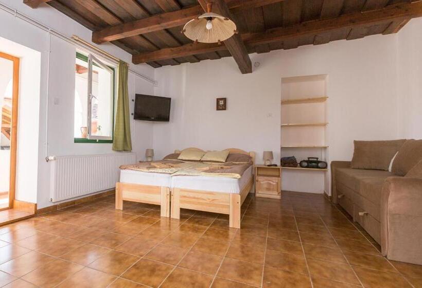 Suite, Gádoros Vendégház