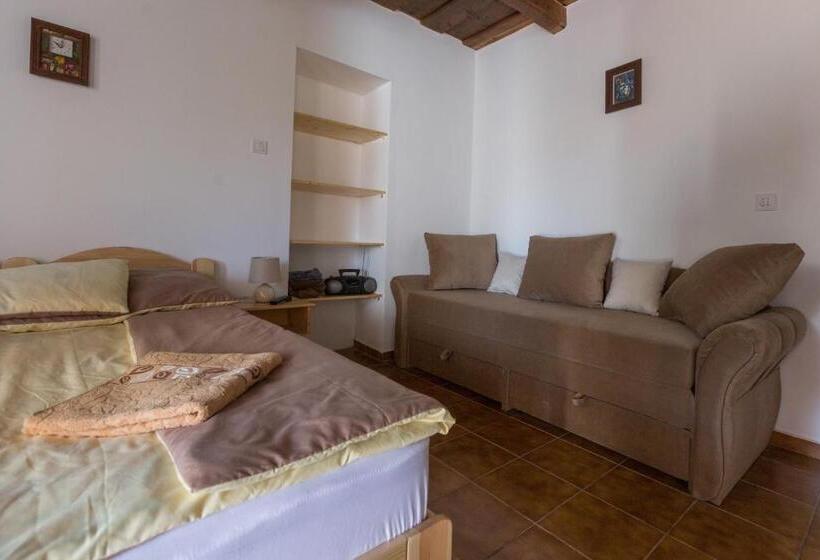 Suite, Gádoros Vendégház