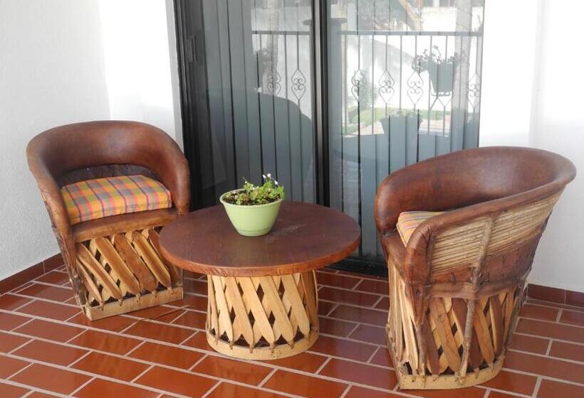 Люкс Deluxe Кровать Кинг, La Posada Del Tepeyac