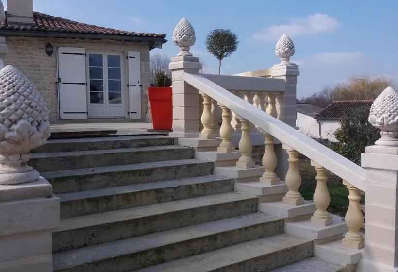 استودیو خانوادگی, Les Orchidees Chambre Hôtes Futuroscope Chasseneuil Poitiers
