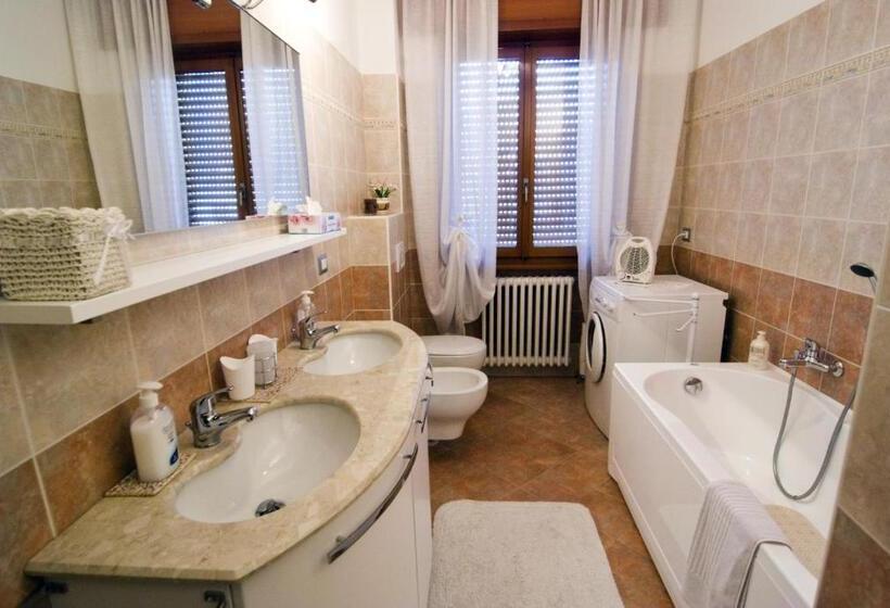 Номер Стандарт, B&b Da Lori