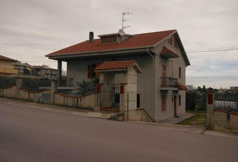 اتاق استاندارد, B&b Tio Pepe