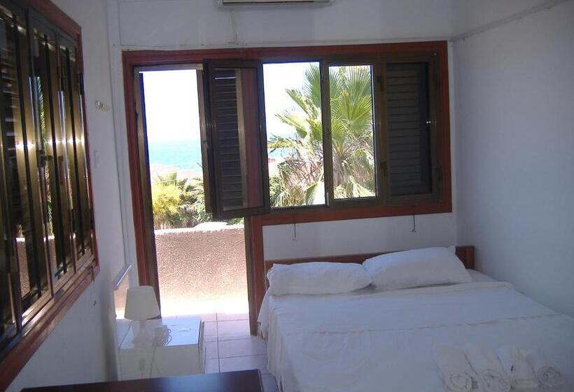 豪华海景房带阳台, Theresa Hotel At Karpaz Peninsula