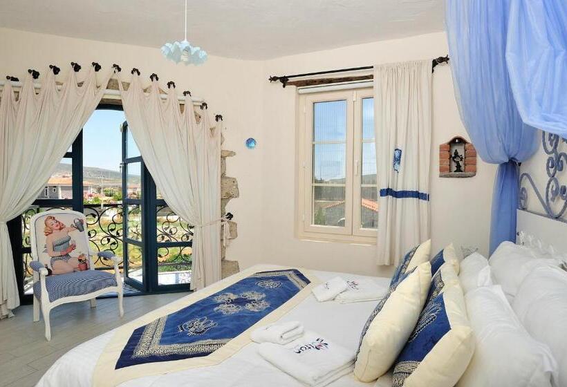 Номер Deluxe с Балконом, Alaçatı Sultan Konak Butik Otel ℳℛ Luxury Concept