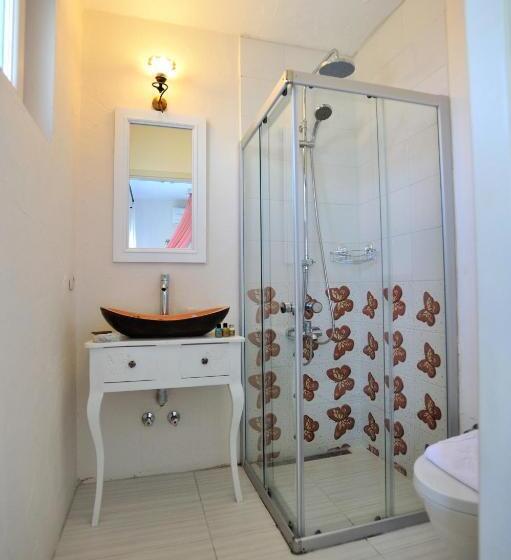 Номер Стандарт с Балконом, Alaçatı Sultan Konak Butik Otel ℳℛ Luxury Concept