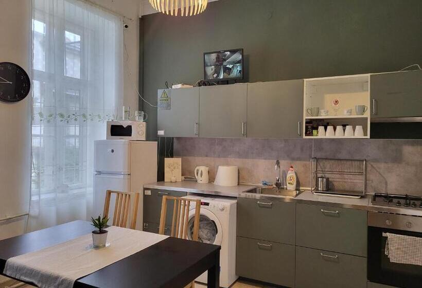 家庭房间共用浴室, Casa Nora