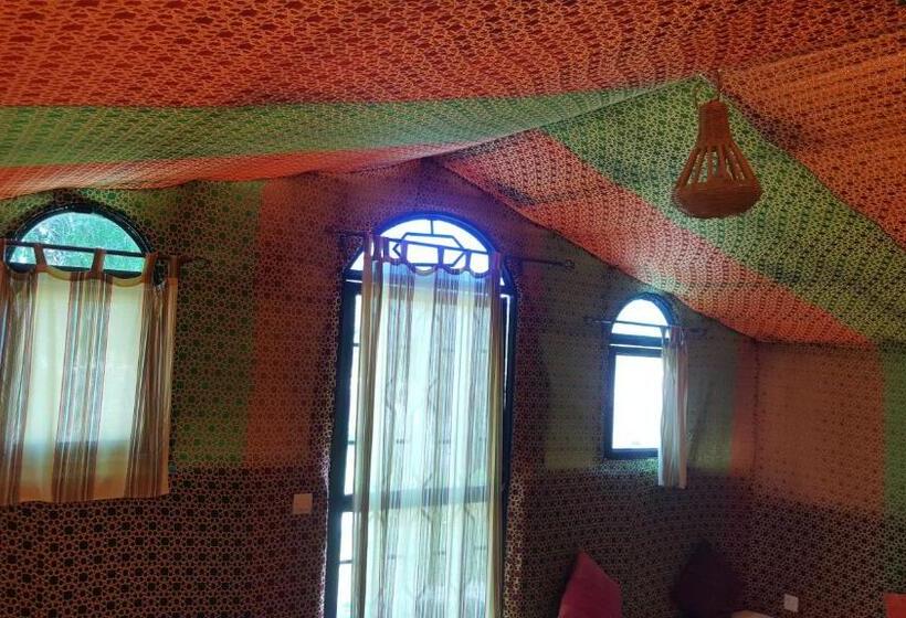 Номер Стандарт, Douar Noujoum