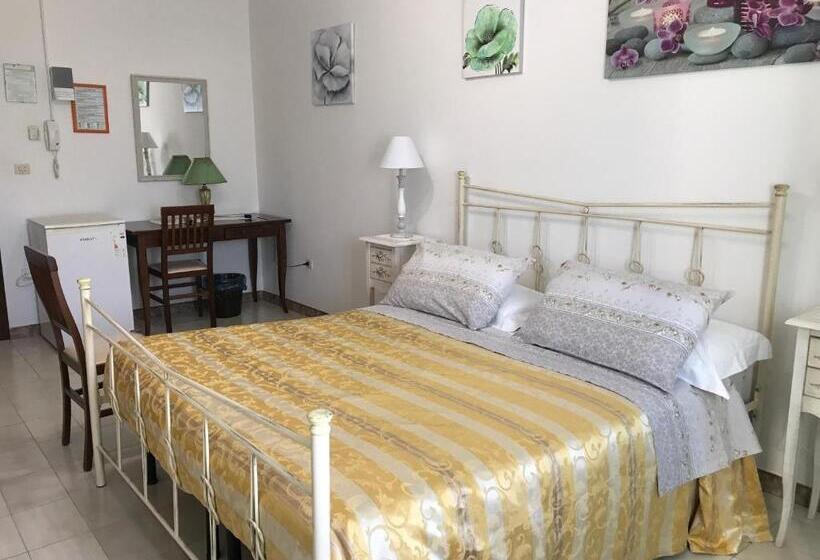 Номер Стандарт, Albergo Europa