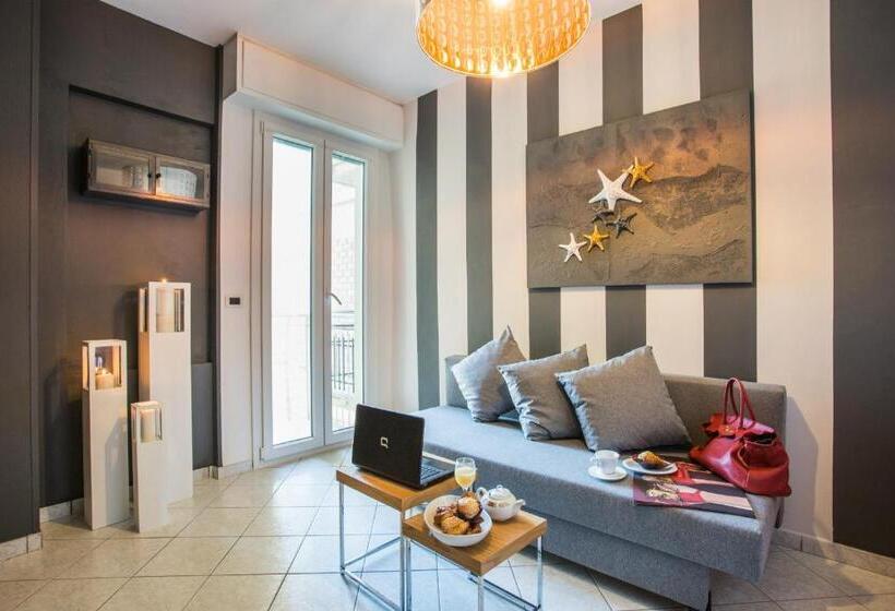 Suite Junior, Thea & Residence