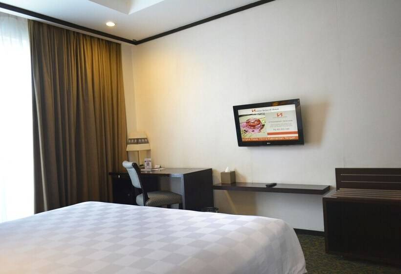 Номер Deluxe, Swiss Belhotel Danum Palangkaraya