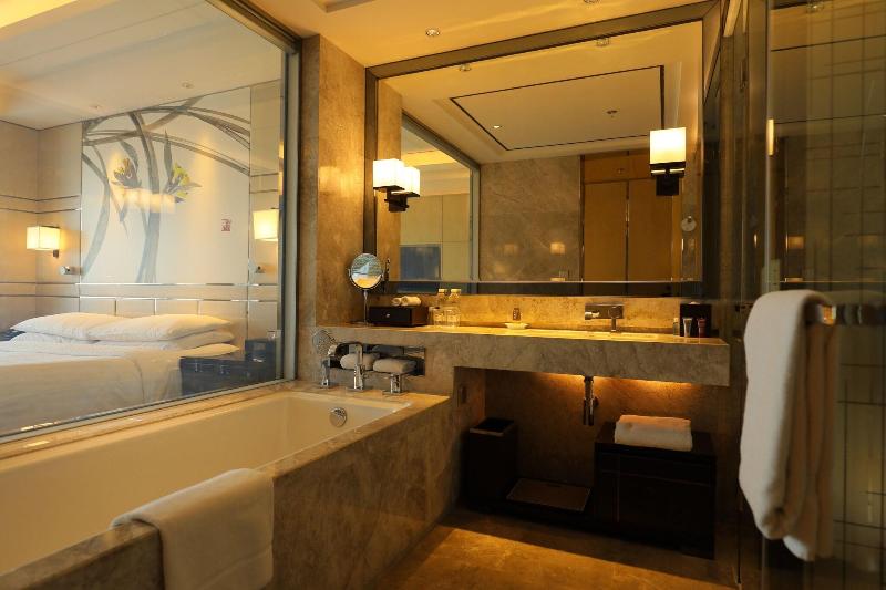 اتاق لوکس با تخت بزرگ, Shanghai Marriott Hotel Parkview