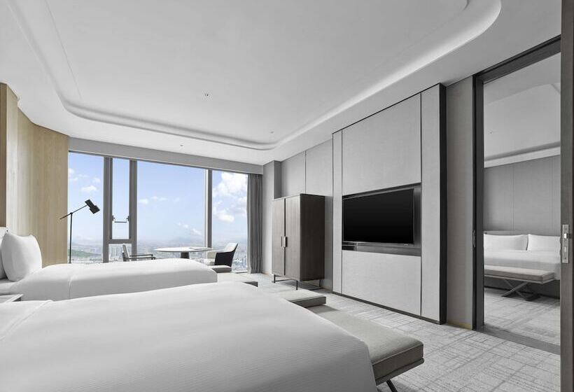 اتاق لوکس, Hilton Zhuji