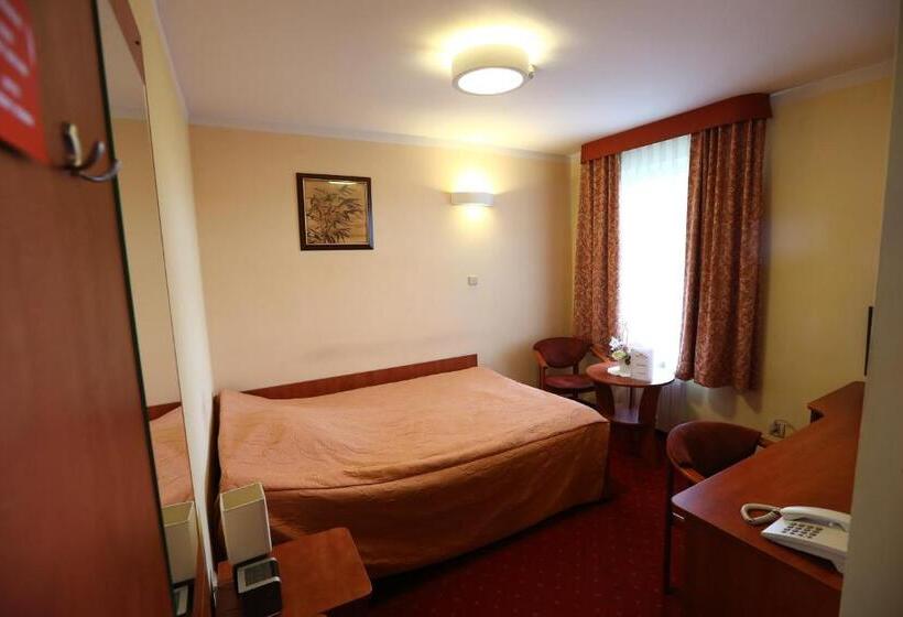 Стандартный Номер Кровать Кинг, Korona