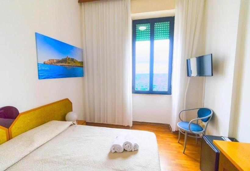 Номер Стандарт Индивидуальный Вид на Море, Albergo Palazzo