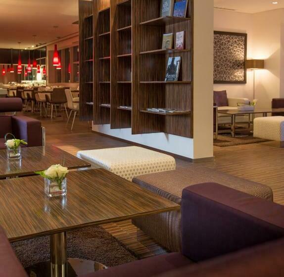 Номер Executive Кровать Кинг, Pullman Dubai Jumeirah Lakes Towers