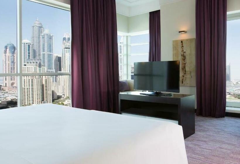 Номер Deluxe Кровать Кинг, Pullman Dubai Jumeirah Lakes Towers