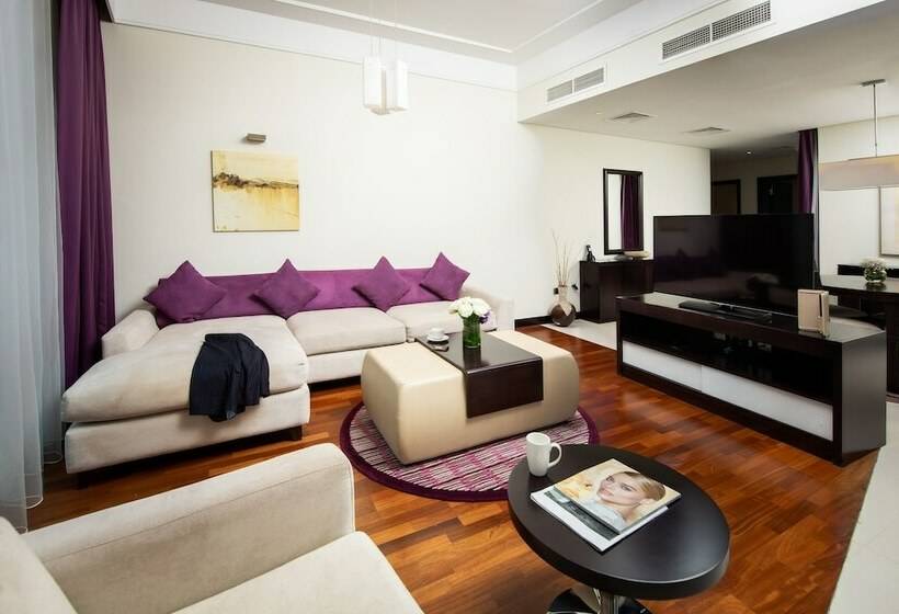 Апартаменты 1 Спальня, Pullman Dubai Jumeirah Lakes Towers