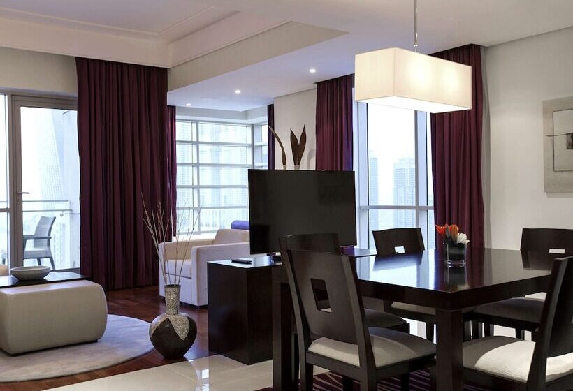 Президентский Люкс, Pullman Dubai Jumeirah Lakes Towers