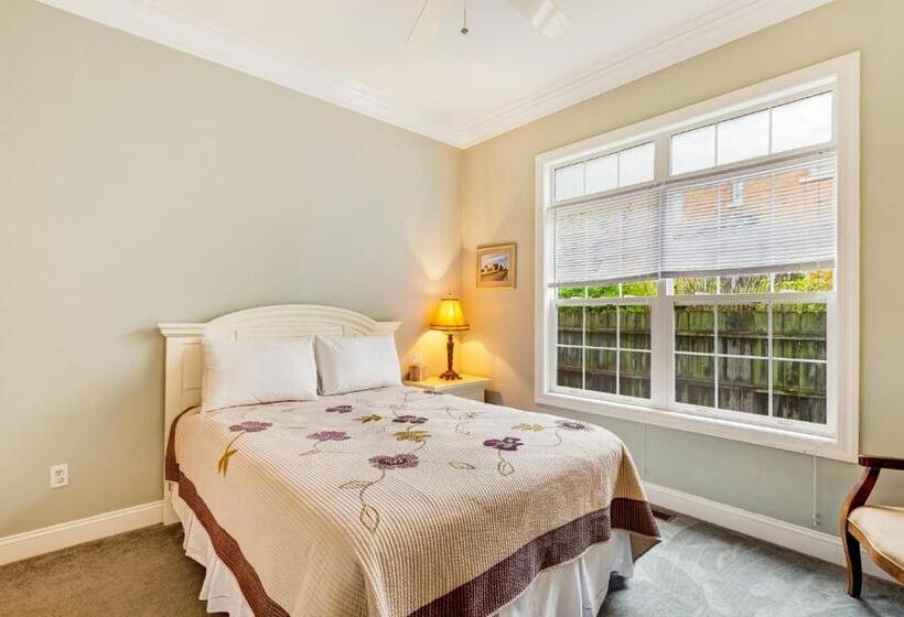 Апартаменты 3 Спальни, Beacon Court D