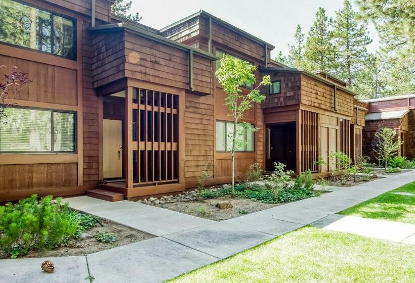 Апартаменты 3 Спальни, Our Lake House