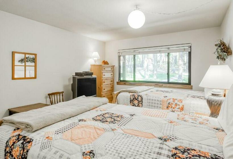 Апартаменты 3 Спальни, Our Lake House