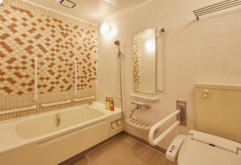 Четырехместный Номер Стандарт, Mystays Asakusabashi