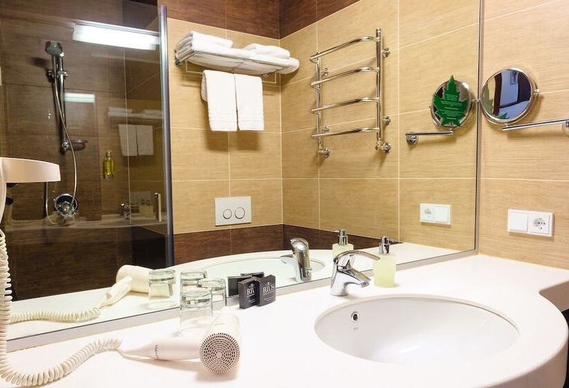غرفة عائلية, Rius Hotel Lviv