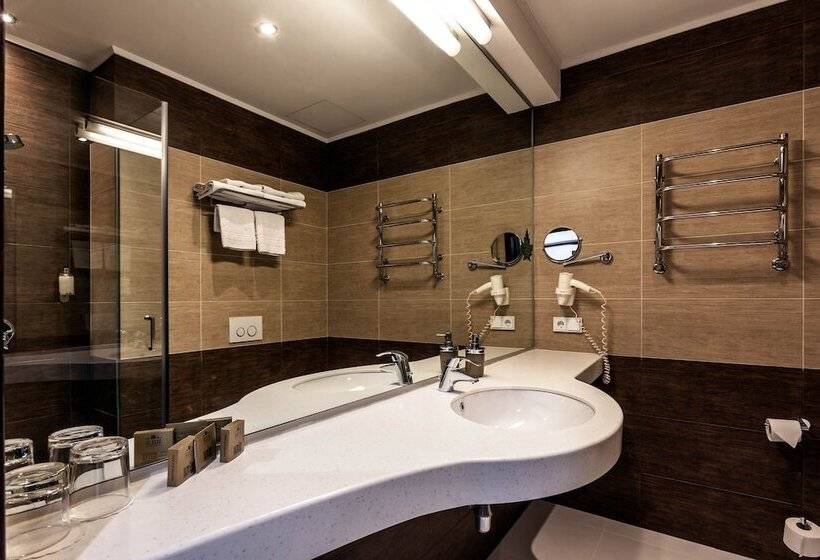 اتاق راحتی, Rius Hotel Lviv