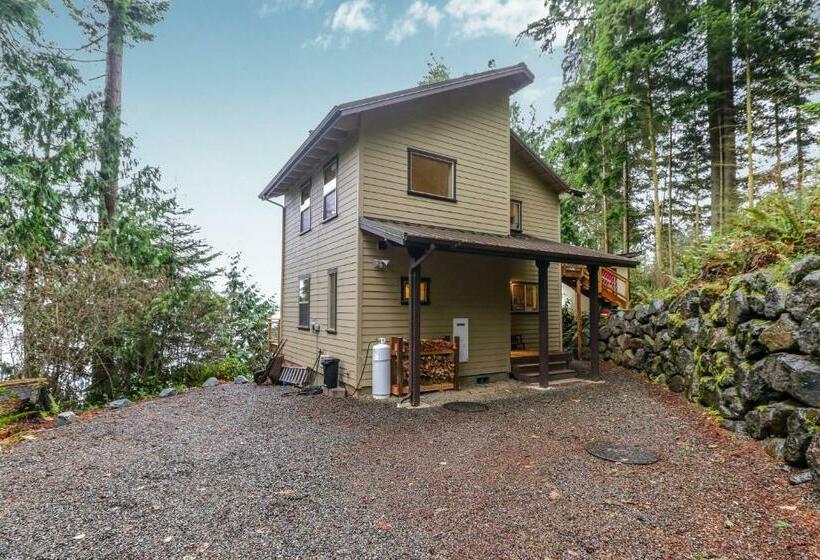 Студия Стандарт, The Cabin At Oak Bay