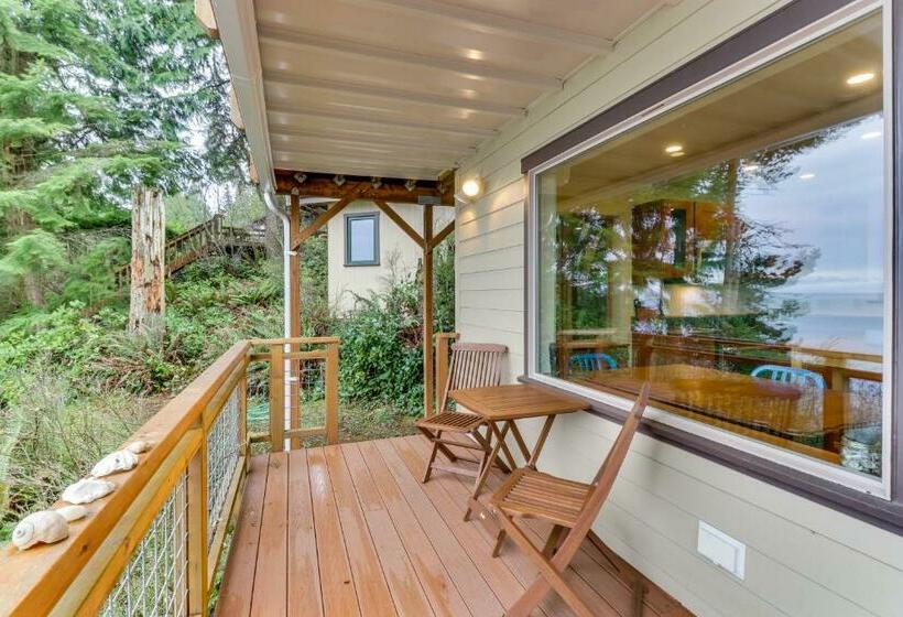 Студия Стандарт, The Cabin At Oak Bay